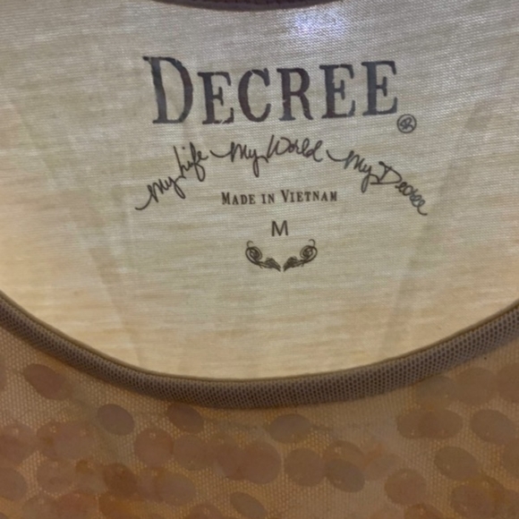 Decree sz med Cream Colored Sequin Tank - Picture 4 of 5